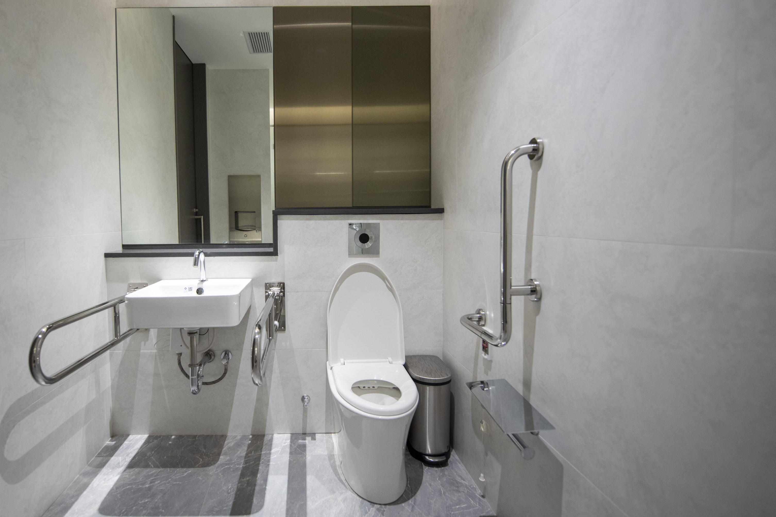 Every bathroom at One Bangkok is thoughtfully designed to be inclusive and user-friendly. 