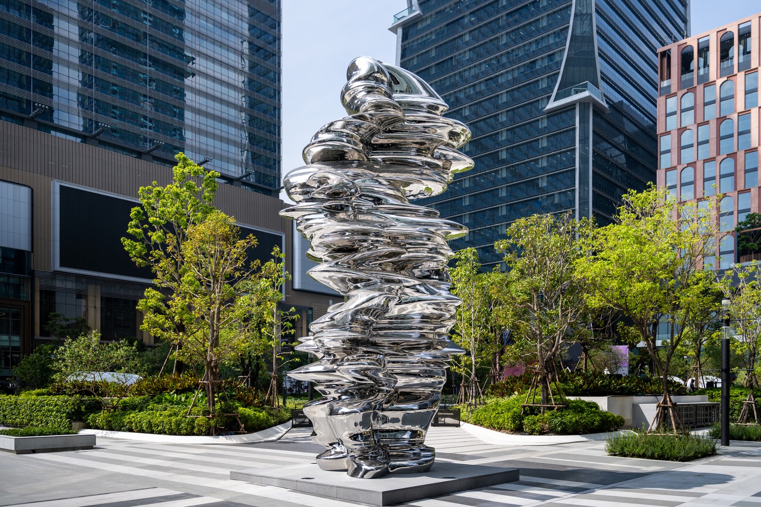 Artwork “It is, it isn't” by Tony Cragg at One Bangkok