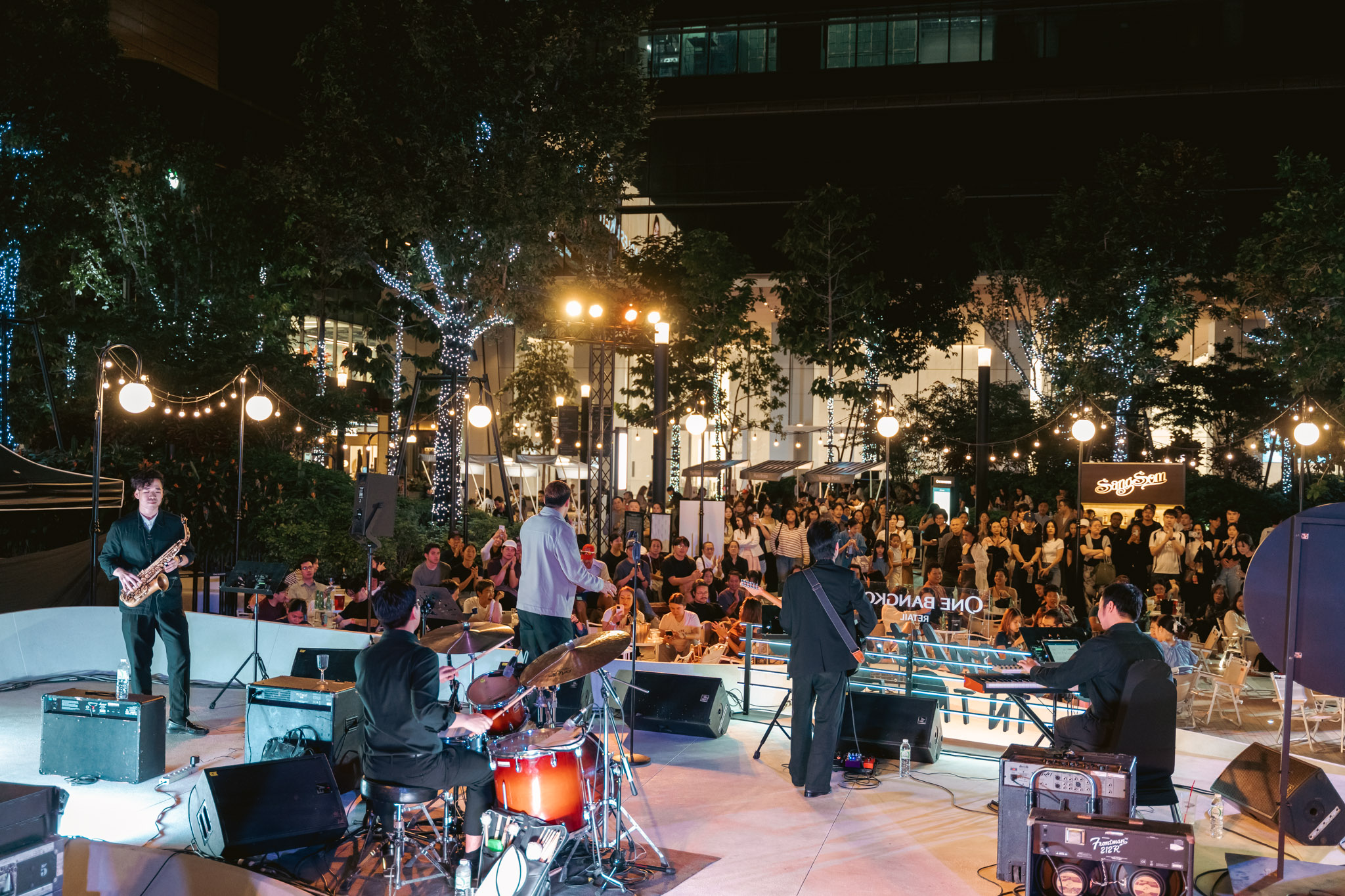 การจัดงานคอนเสิร์ตกลางสวน กิจกรรมที่คนรุ่นใหม่ชื่นชอบ