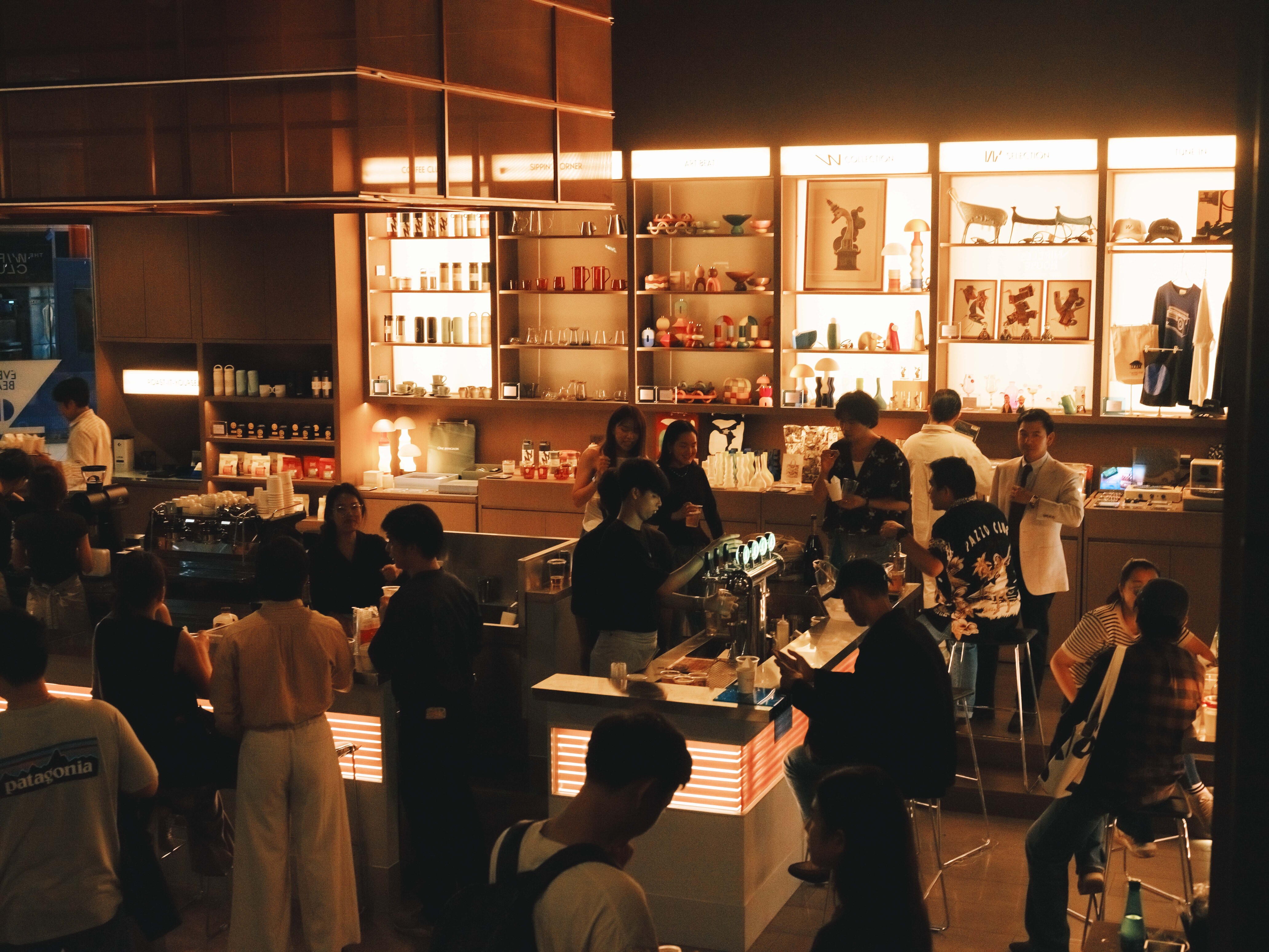 Inside The Wireless Club