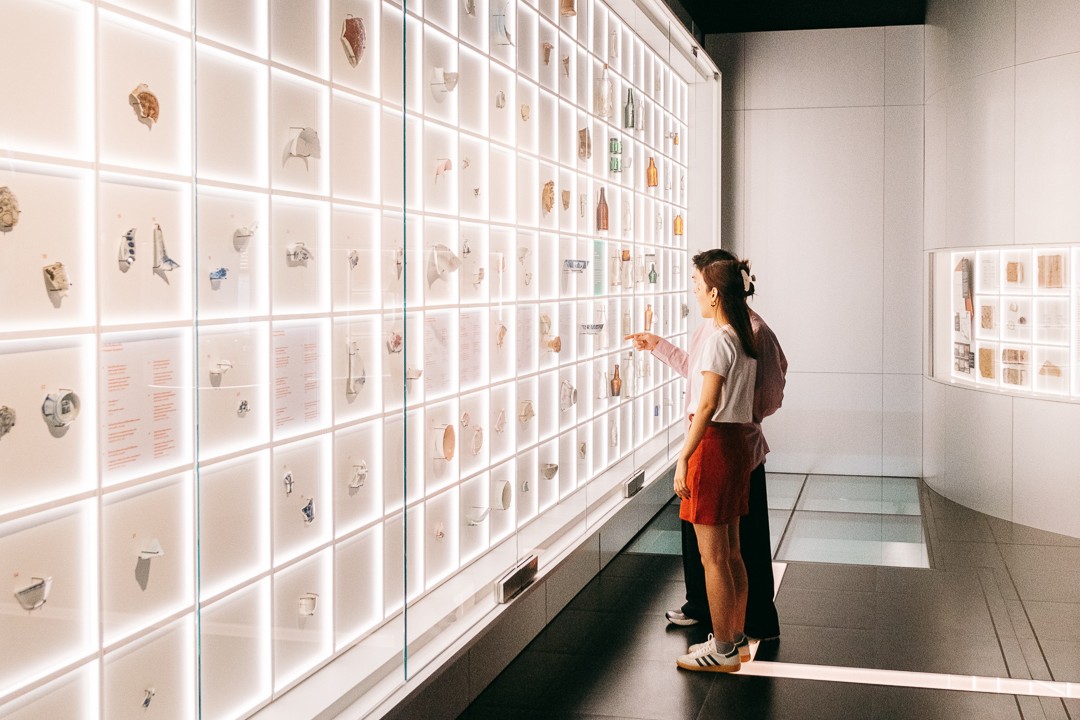 Man giving Valentine’s Day gifts to his partner